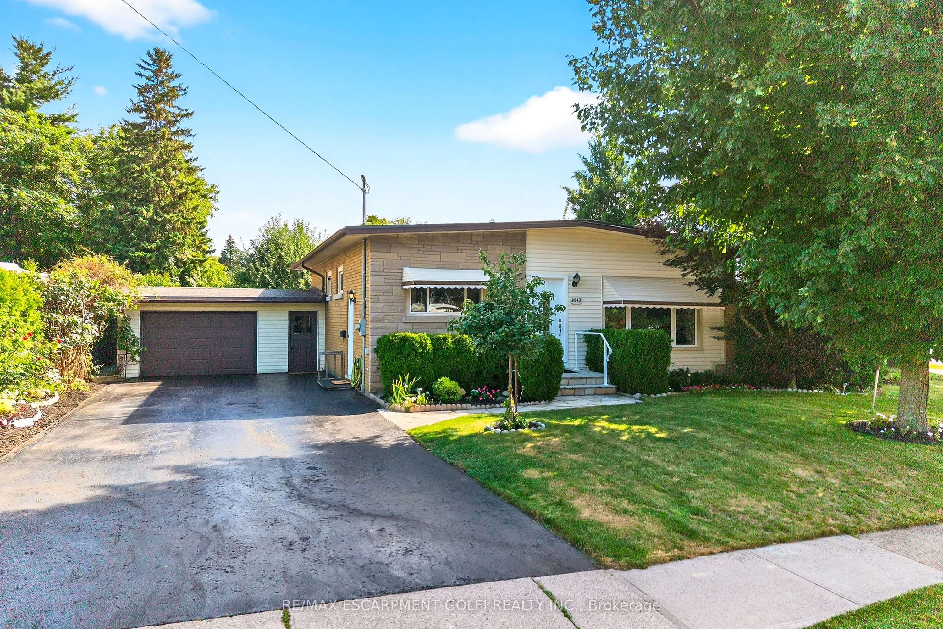 4542 Nancy Drive, ON L2E 5L3