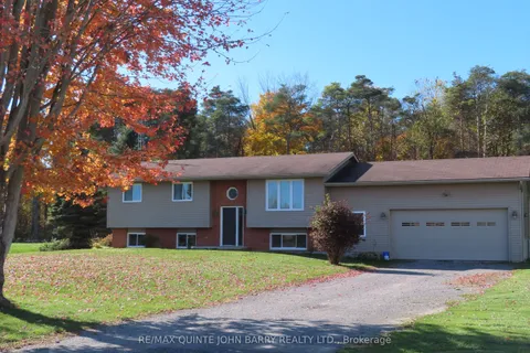 113 Barcovan Beach Road, ON K0K 1L0