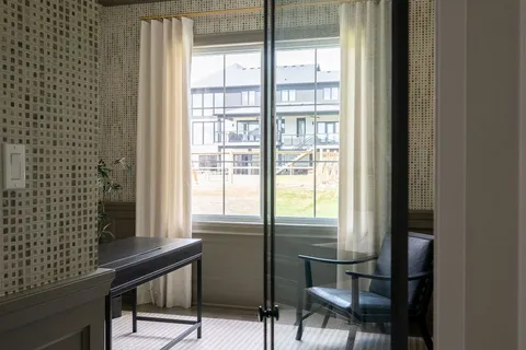 326 Manhattan Drive, ON N6K 4M7