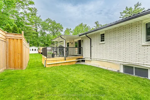 10211 Lakeview Avenue, ON N0M 1T0