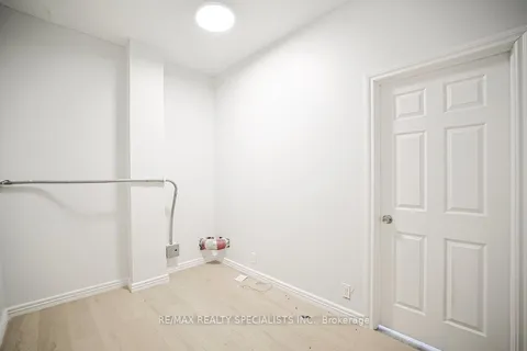 215A Paris Road, ON N3R 1J2