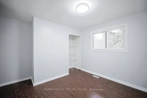 215A Paris Road, ON N3R 1J2