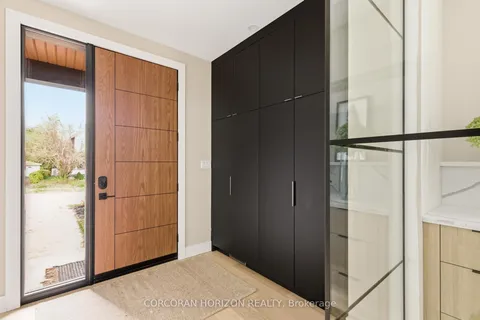 95 William Street, ON N2L 1J6