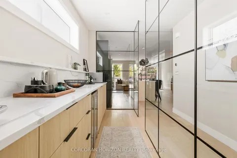 95 William Street, ON N2L 1J6