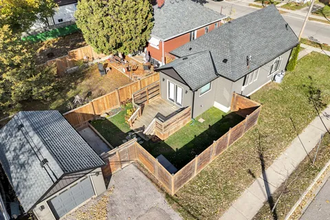 145 Brisbin Street, ON N5Z 2M2