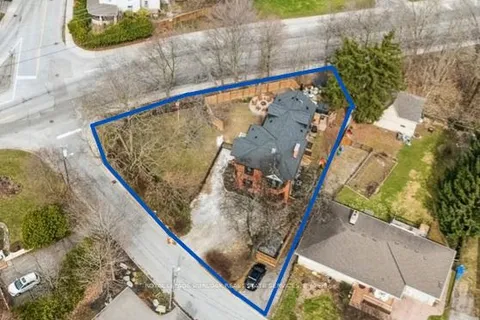 123 Main Street, ON L3M 1R9