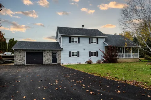 2202 Sands Road, ON K0H 1H0