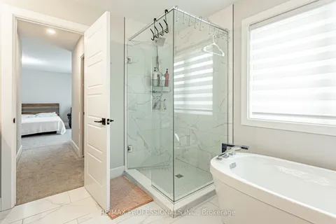 3328 Oriole Drive, ON N6M 0K1