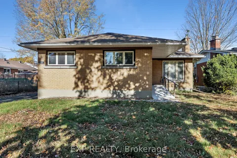 2393 Sheldon Avenue, ON K2C 1K4