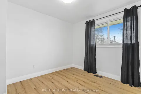 3 Northgate Drive, ON L3C 5Y2