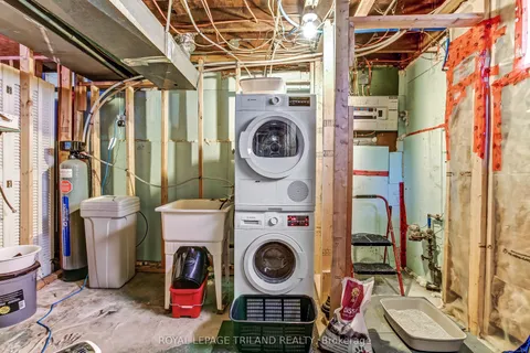 51 Maple Street, ON N5R 1Y8