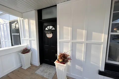 130 Langarth Street, ON N6C 1Z5