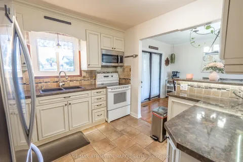 1619 First Street, ON K6H 7A5