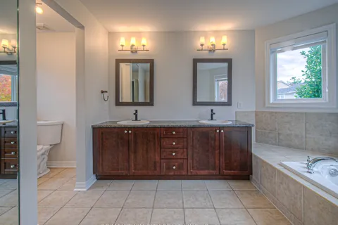 47 Dellgrove Circle, ON N1T 2J9