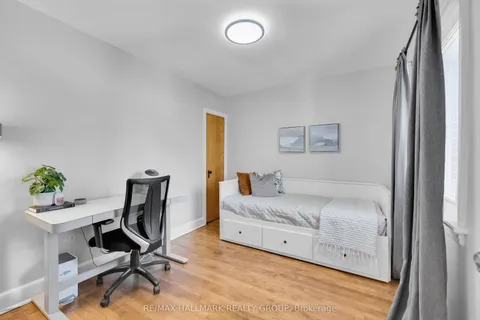 163 Ruskin Street, ON K1Y 4B9