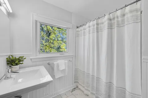 163 Ruskin Street, ON K1Y 4B9