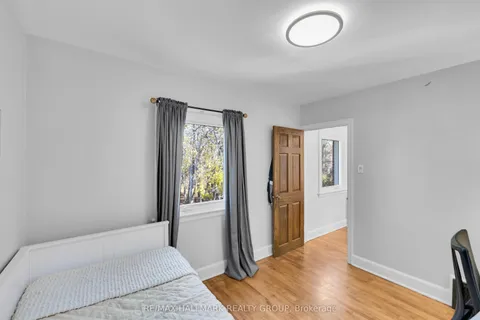 163 Ruskin Street, ON K1Y 4B9