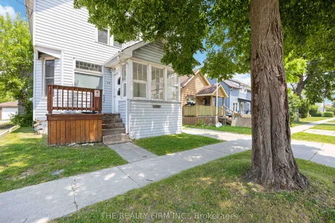 316 Confederation Street, ON N7T 2A5