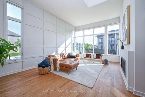 732 Wooler Place, ON K1T 0T5