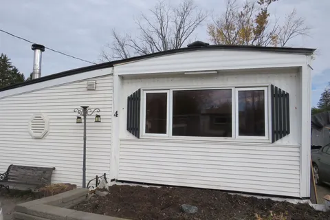 3902 Dundas Street, ON N5V 5C6