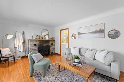 1761 Floyd Avenue, ON K7L 4V4