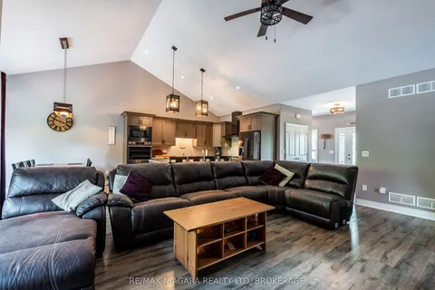 1892 Turner Road, ON L3B 5N5