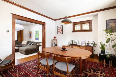 253 Graham Avenue, ON L8K 2M7