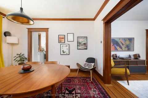 253 Graham Avenue, ON L8K 2M7