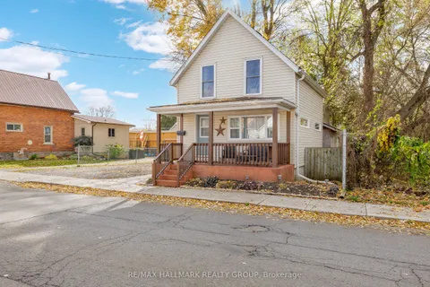 142 Park Street, ON K6V 2G9