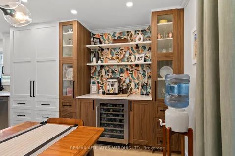 6525 Clifford Avenue, ON K6H 5R5