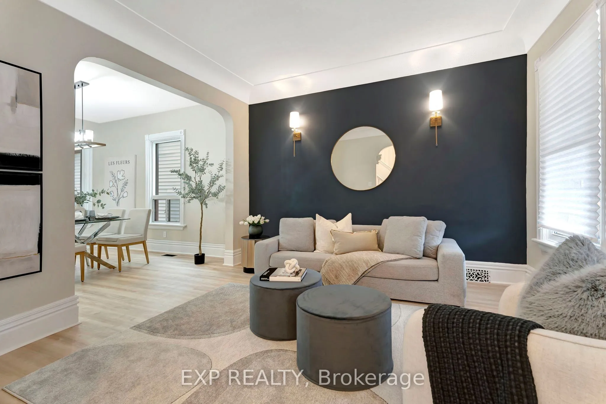 142 Sanford Avenue, ON L8L 5Z5