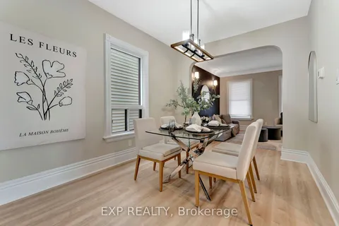 142 Sanford Avenue, ON L8L 5Z5