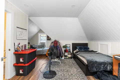 78 Nelson Street, ON K7L 3W8