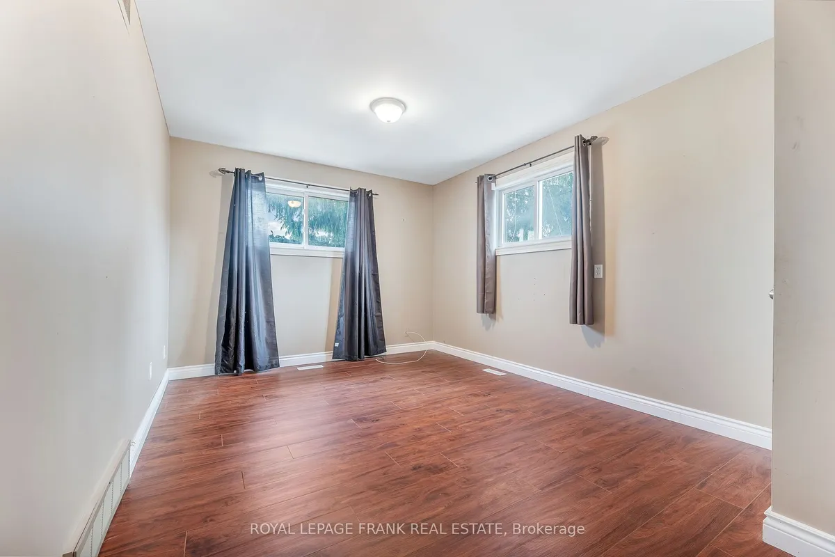 11 Mary Street, ON K0L 2W0