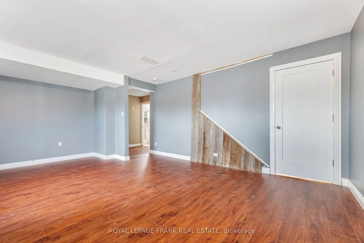 11 Mary Street, ON K0L 2W0