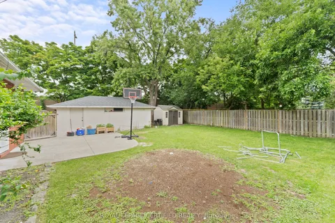 2504 Askin Avenue, ON N9E 3H7