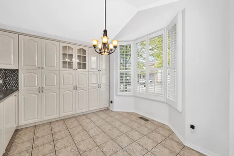 43 Settler's Ridge Way, ON K2J 4V2