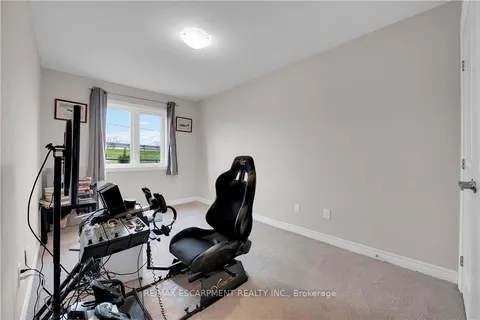 27 Rachel Drive, ON L8E 0K6