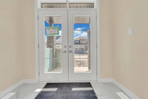 68 Hawick Crescent, ON N3W 0G6