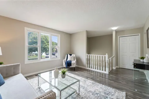 8299 Mundare Crescent, ON L2G 7M6