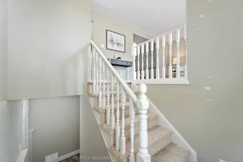 8299 Mundare Crescent, ON L2G 7M6