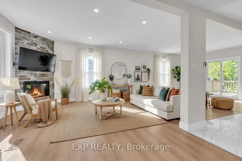 276 Foster Avenue, ON K8N 3R5