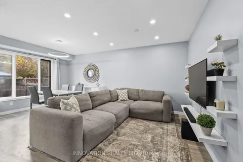 20 Banchory Crescent, ON K2K 2V4