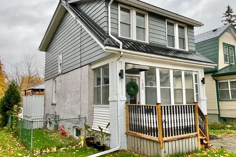 180 Pearl Street, ON K6V 4C8