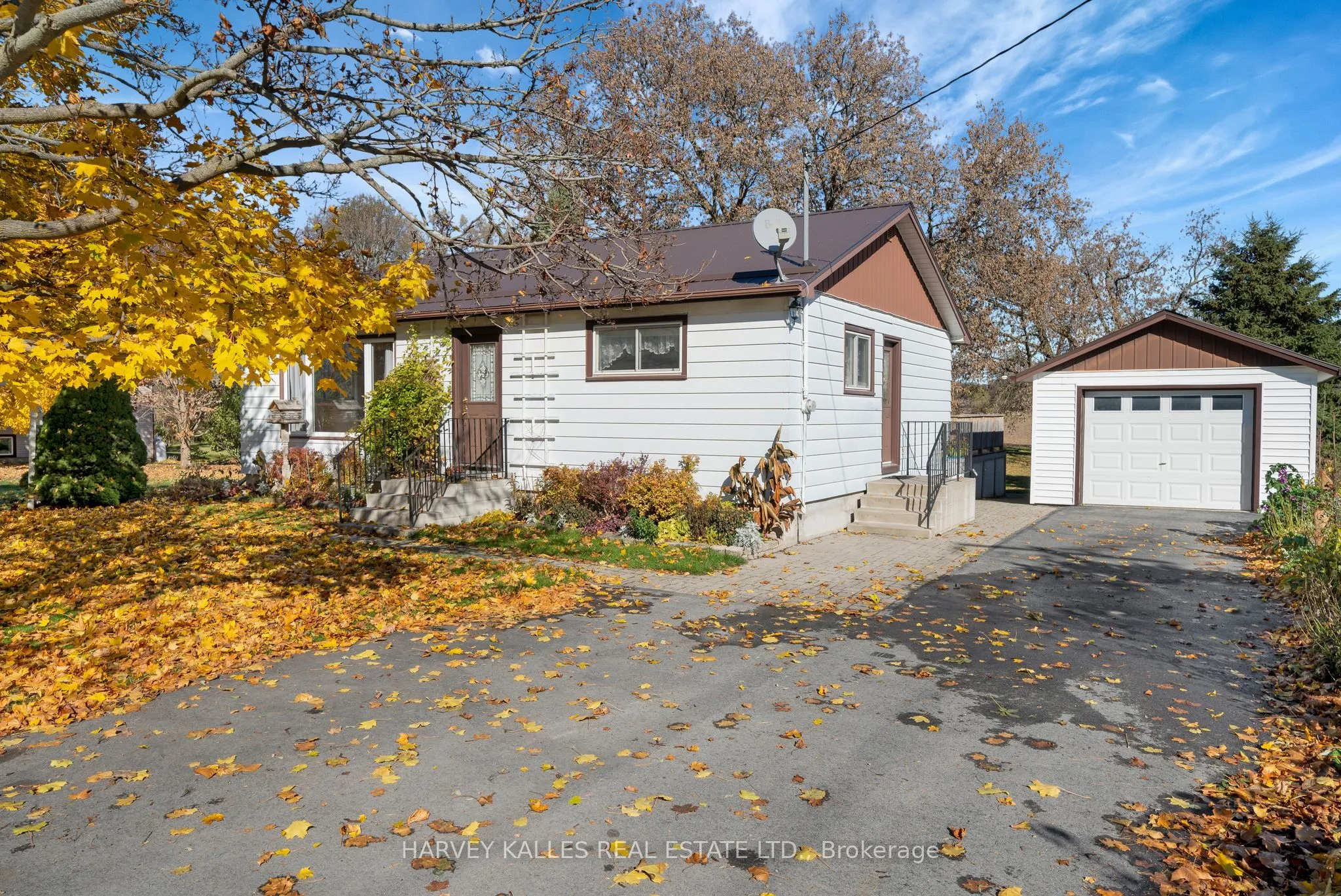 1075 County Rd 10 Road, ON K0K 2T0