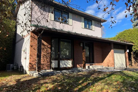 15 Scharf Lane, ON K2L 2K3