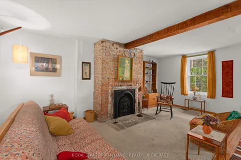 94 William Street, ON K7L 2C5