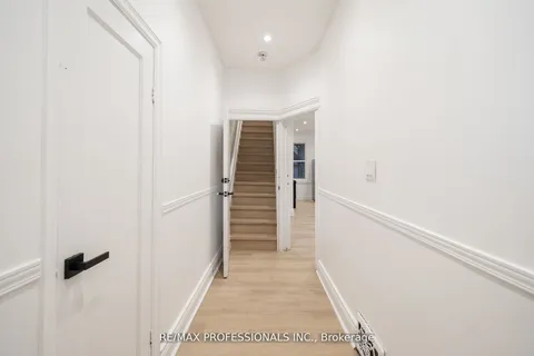 129 Balsam Avenue, ON L8M 3B4