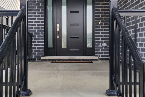 43 Weymouth Street, ON N3B 0E6