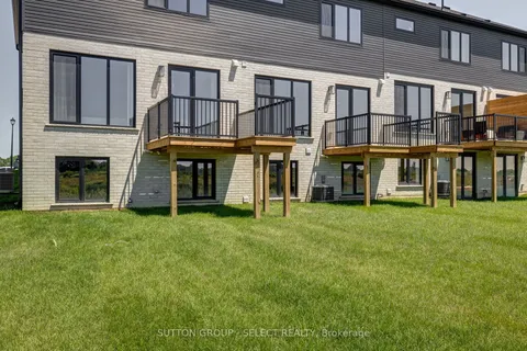 13 Optimist Drive, ON N5P 3T2